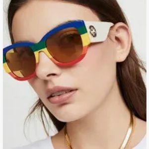 Oversized Gucci Sunglasses in Rainbow